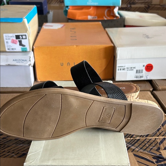 Sun + Stone Black and Tan Women's Sandals - Picture 4 of 4